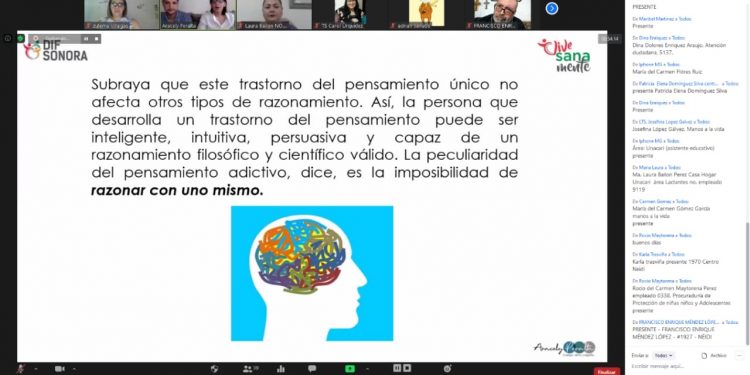Se capacitan para atender a personas con adicciones