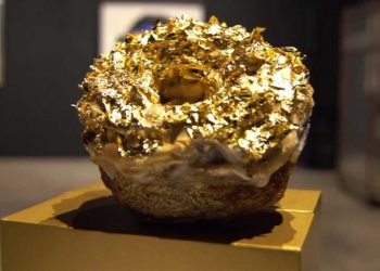 ¿Te imaginas una dona hecha de oro? pues existe, es comestible y muy cara