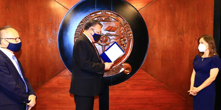 Tiene Junta Universitaria nueva integrante