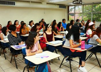 Aumenta cobertura nacional en educación superior, pero crece brecha de acceso