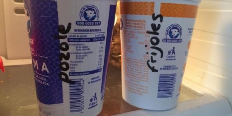 ¿Por qué no debes reutilizar envases de plástico para guardar comida?