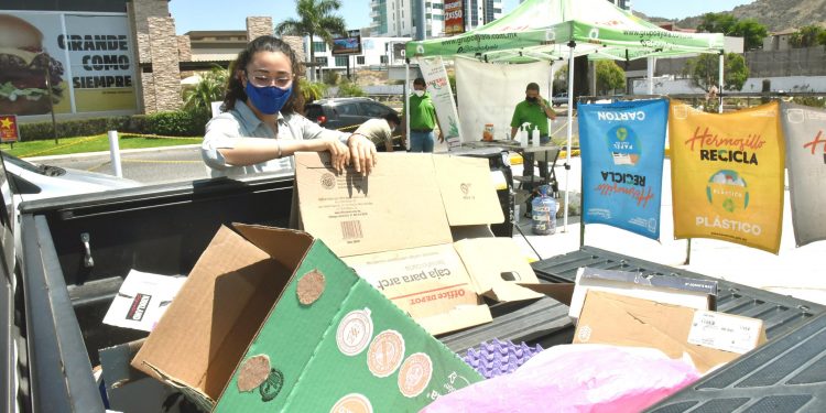 Invitan a celebrar segundo aniversario de Reciclacentros en Hermosillo