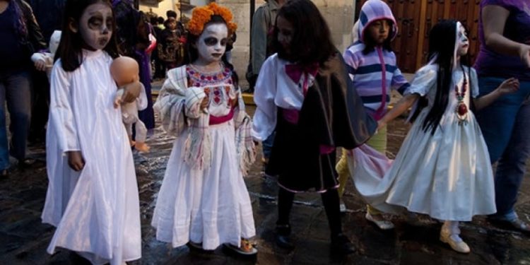 El día de muertos no es más interesante que Halloween…