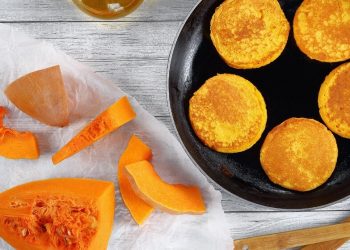 Hot cakes de avena y calabaza