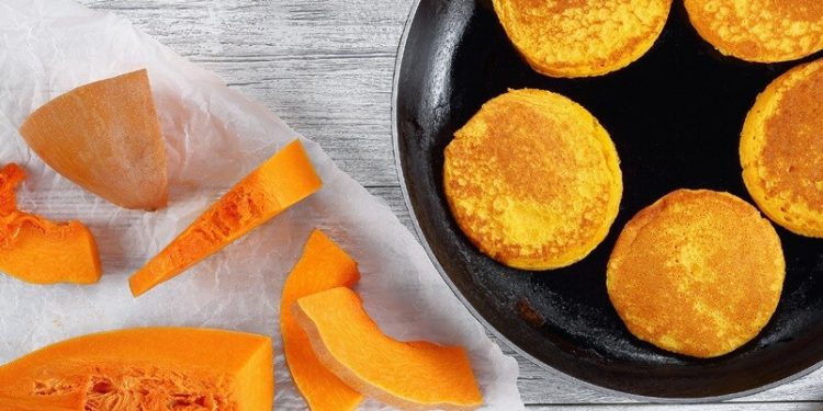 Hot cakes de avena y calabaza