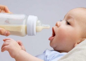 Las grandes cantidades de plástico que consumen los Bebés