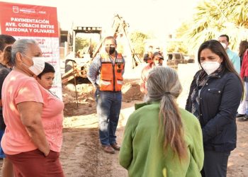 Pavimentaremos calles de la Jacinto López que estaban olvidadas: Celida López