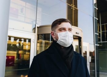 Protege tus labios del uso del cubrebocas