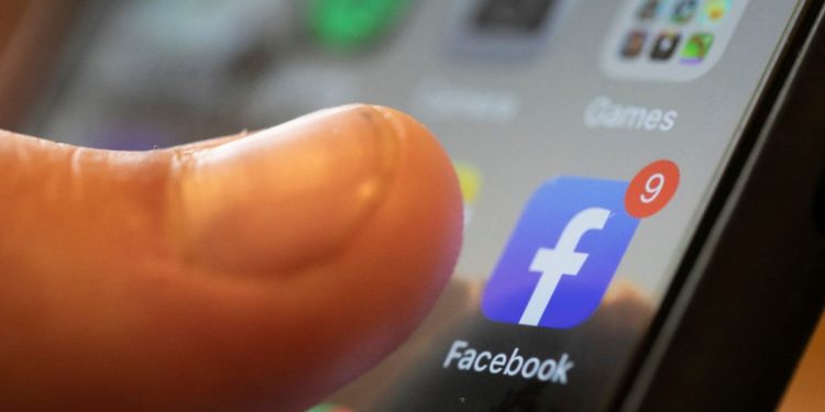 Facebook ya no recomendará grupos políticos a sus usuarios