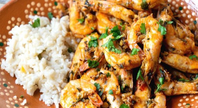 Camarones con ajo, limón y perejil