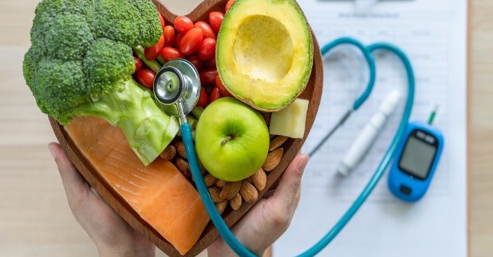 ¿Qué fruta tiene menos azúcar y puede bajar los niveles de glucosa?