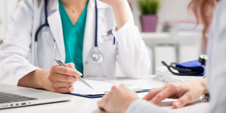 Evita complicaciones; atiende oportunamente cualquier síntoma de COVID-19