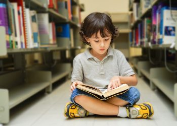 Cómo introducir a un niño a la lectura