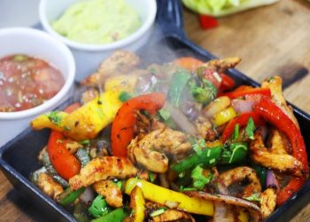 Fajitas de pavo con verduras (bajo en grasa)