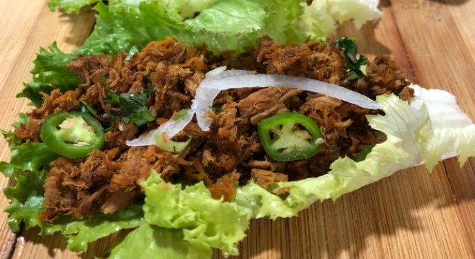 Saludables taquitos de atún en lata con salsa inglesa 