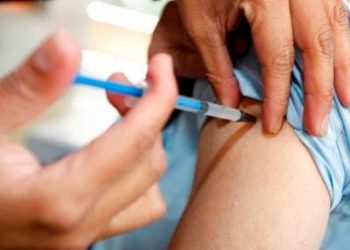 Capacitan a personal de salud que aplicará vacuna contra el COVID en Sonora