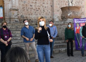 Obras de pavimentación, rehabilitación de iglesias e infraestructura educativa, para Álamos 