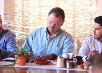 Debemos defender a sonorenses de cobro excesivo de luz: Ernesto “El Borrego” Gándara