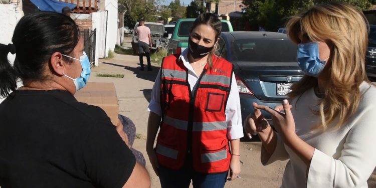 Vecinos de la colonia Sahuaro reciben apoyos para proyectos productivos