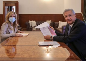 Se reune Gobernadora Pavlovich con AMLO; el tema su plan de trabajo en la Conago