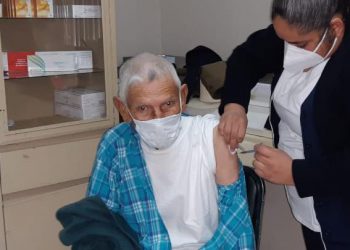 Llegan a Sonora un lote de 15 mil 600 dosis de Pfizer contra COVID-19