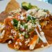 Chilaquiles con salsa de frijol y chipotle