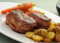 Disfruta de un delicioso filete con jamón y tocino