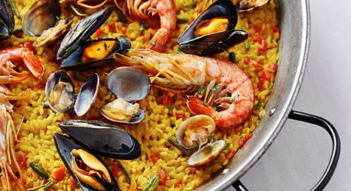 Receta de paella de mariscos, ¡para disfrutar este fin de semana!