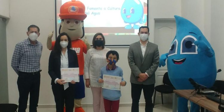 Reiteran la importancia de cuidar el vital líquido