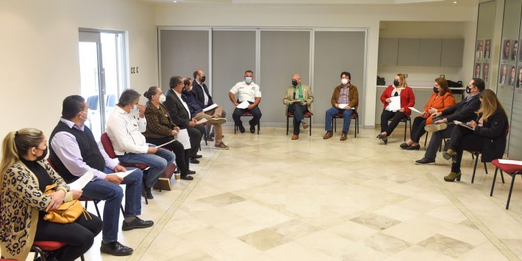 Importante mantener diálogo abierto con grupos empresariales de Hermosillo