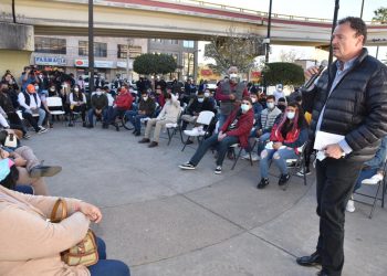 Licencias de conducir gratis a repartidores de comida en aplicaciones móviles: “Borrego” Gándara