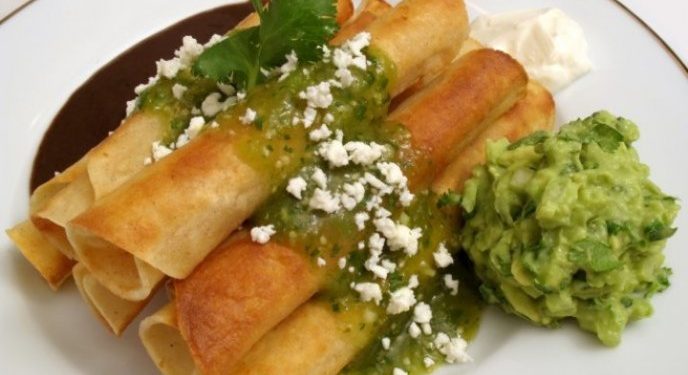 Deliciosas flautas de camarón guisado, ¡perfectos para Cuaresma!