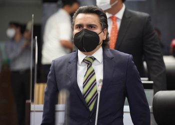 Aprobada Ley de medio ambiente que regula manejo de platicos de un solo uso