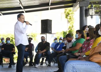 Se reúne Alfonso Durazo con pescadores de Puerto Peñasco y del Golfo de Santa Clara