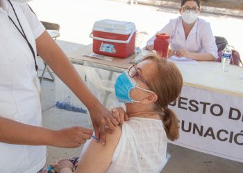 Concluye aplicación de segunda dosis contra COVID-19 en municipios serranos