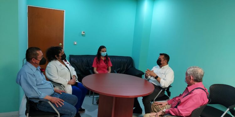 Continuáremos gestionando la vacuna contra COVID-19 para todo el personal del Salud