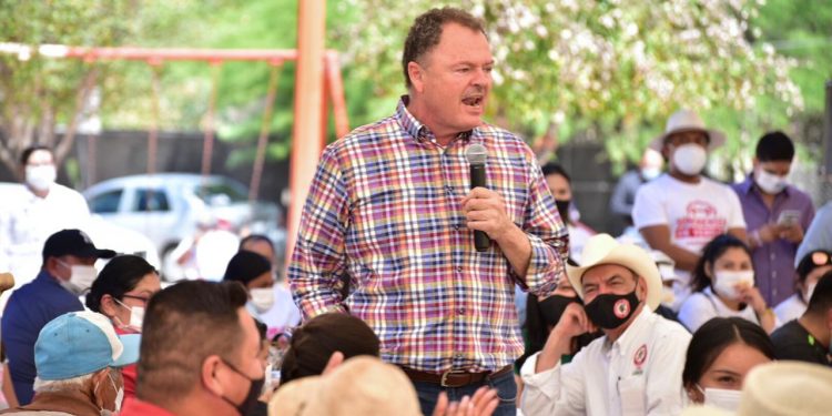 Presenta “Borrego” Gándara su propuesta Mega Universidad