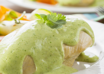 Pollo en salsa de cilantro