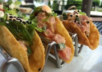 Tostadas de atún fresco