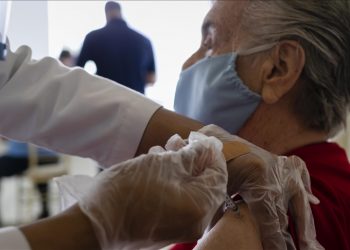 Hacen llamado a continuar con cuidados tras vacunación contra Covid-19