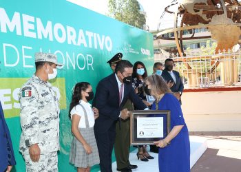 Homenaje a docentes que dedicaron su vida a la enseñanza