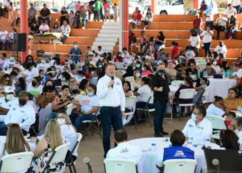 Me comprometo a dignificar la salud de los habitantes. de Sonoyta : “Borrego” Gándara