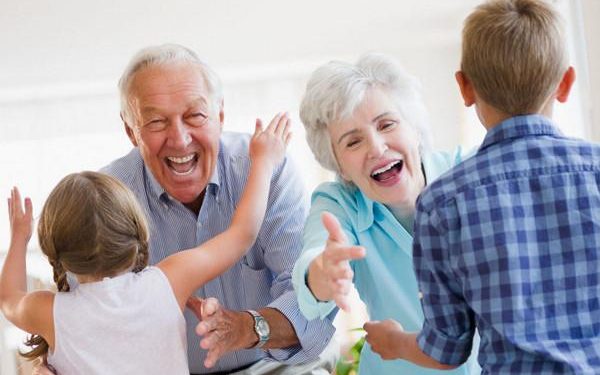 Límites con los abuelos, básicos para educar a tu hijo