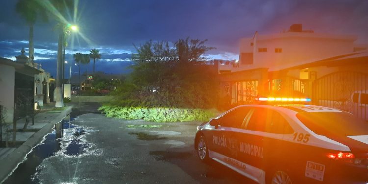 Ayuntamiento atiende reportes de daños por lluvias