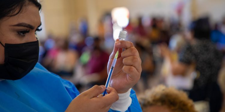 Un avance del 90% vacunación contra COVID-19 para personas de 50-59 en Sonora