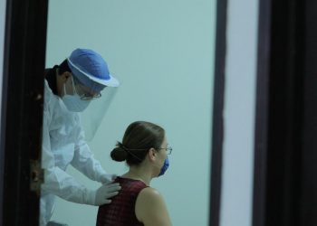 No hay vacuna contra COVID-19 que prevenga al 100%  el contagio de Covid-19