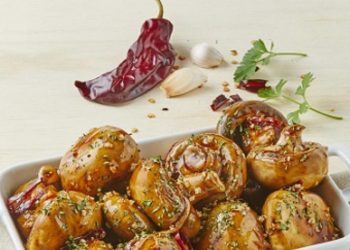 Champiñones al ajillo