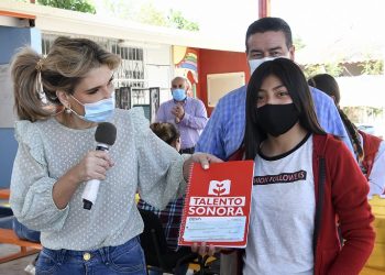 Canalizan recursos para más de 48 mil becas y estímulos educativos en Sonora