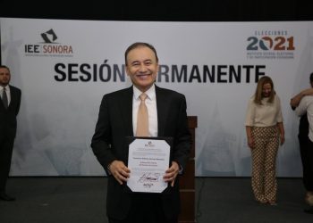 Recibe constancia de mayoria Alfonso Durazo como gobernador electo de Sonora