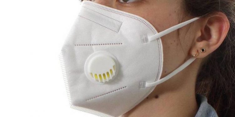 Deben jóvenes ser responsables y cuidarse contra COVID-19